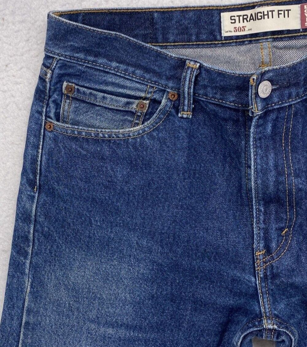 Levi's 505 Straight Fit Jeans Mens 33x32 Medium Wash Blue 100% Cotton Denim - Picture 4 of 15